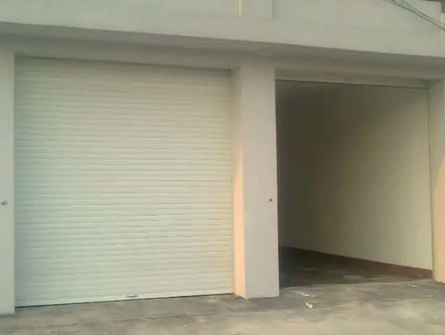 奉贤附近的卷帘门1.png